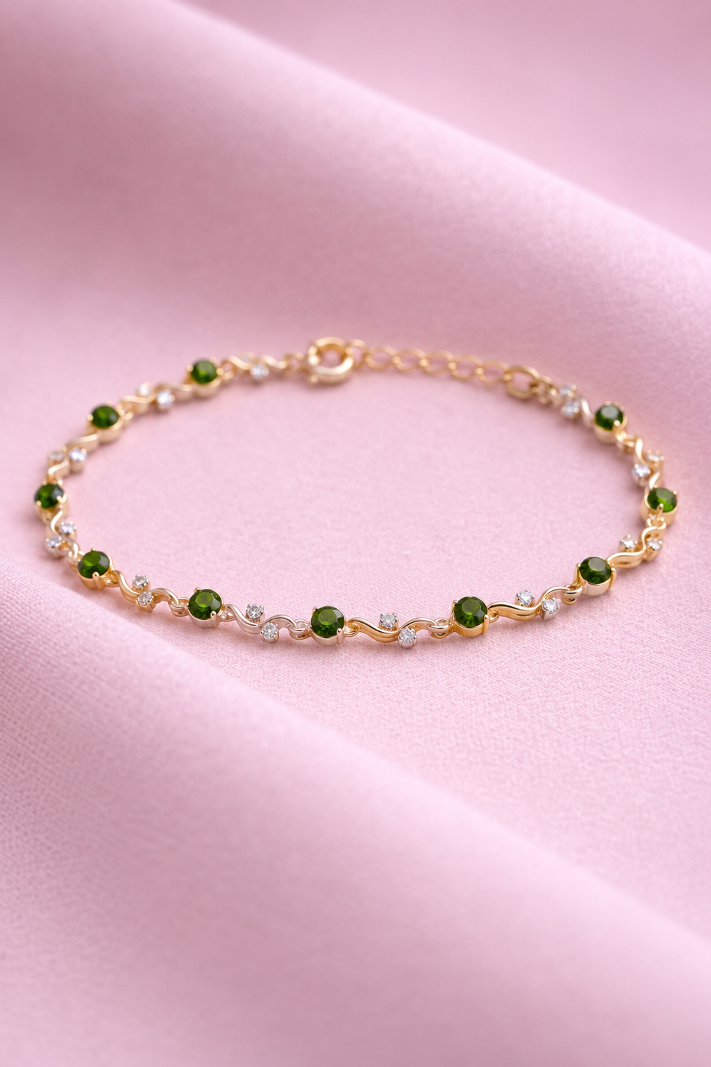 Mangamta Green Stone Delicate Bracelet
