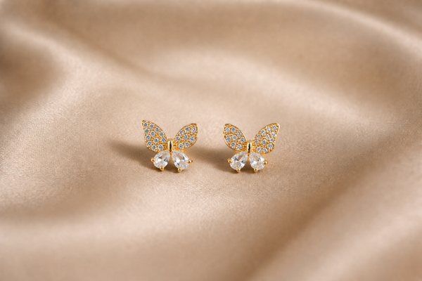 Mangamta Sparkling Paved Wing Butterfly Stud Earrings
