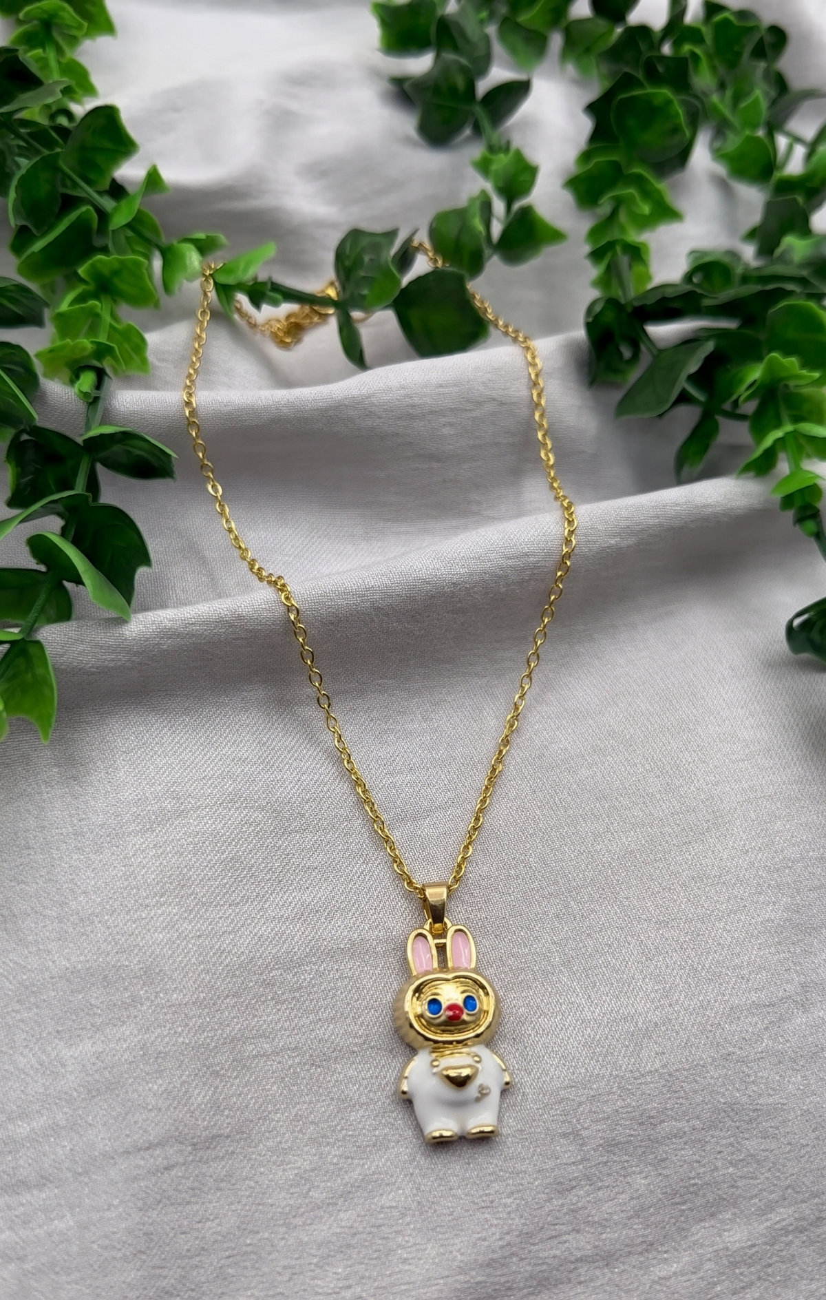 Mangamta Adorable White Bunny Astronaut Imitation Pendant Necklace