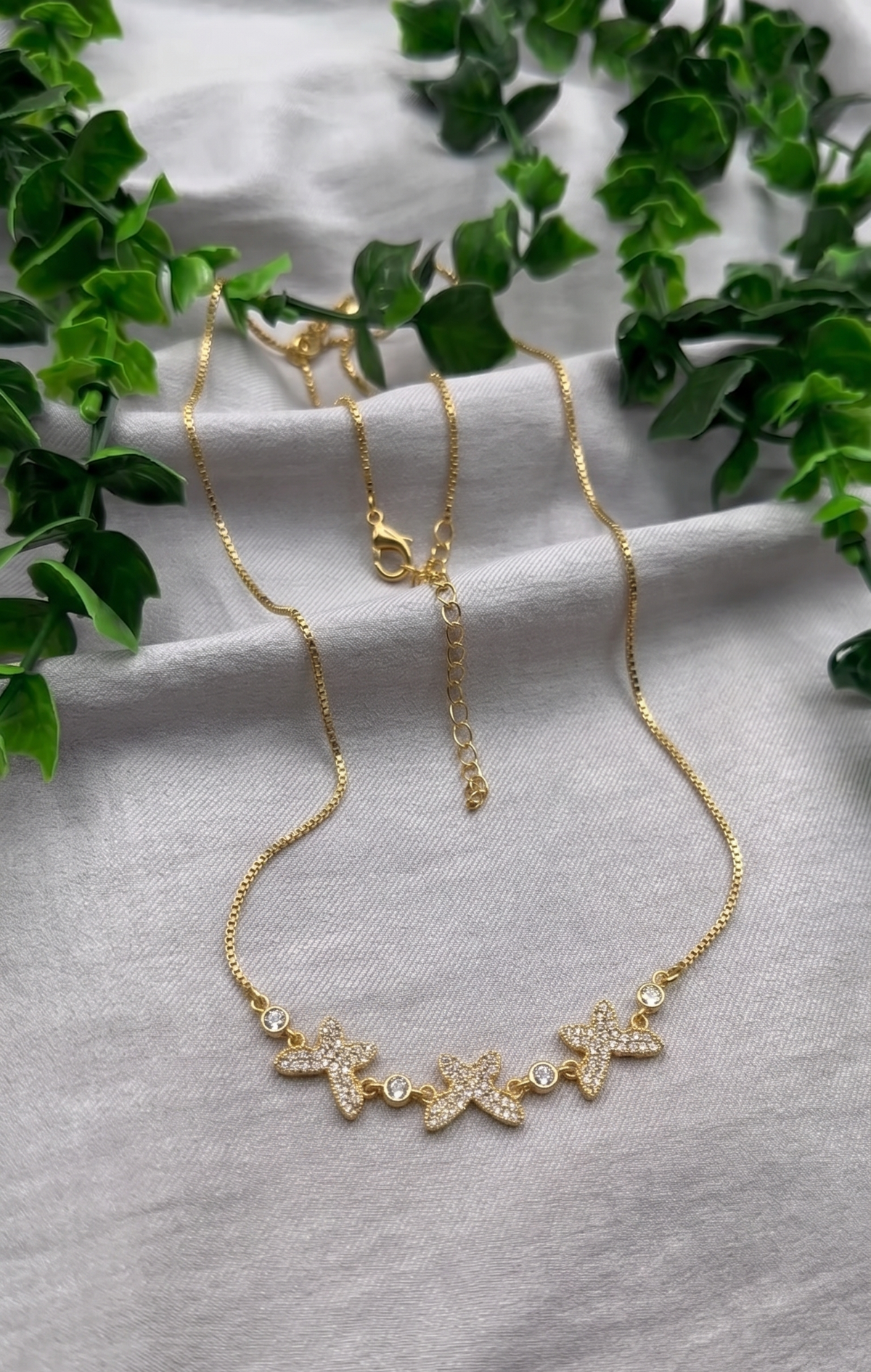 Mangamta Triple Starfish Motif Stone Studded Imitation Choker Necklace
