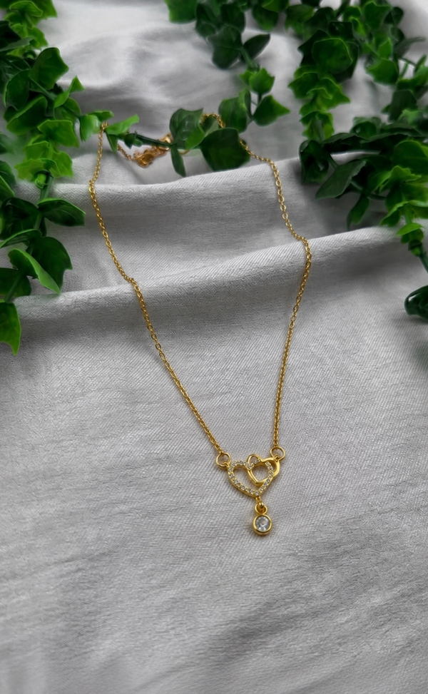Mangamta Entwined Dual Hearts Drop Imitation Pendant Necklace