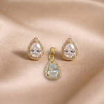 Mangamta Clear Teardrop Stone Pendant Set